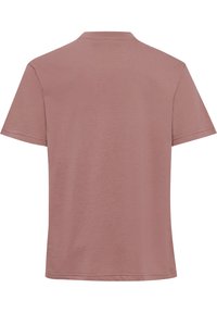 Short-sleeve, crew-neck t-shirt in a dusty rose color. Made of soft fabric with a smooth texture and clean stitching on the edges.