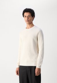Marc O'Polo CREW NECK STRUCTURED WITH TIPPING - Strickpullover - gray silk