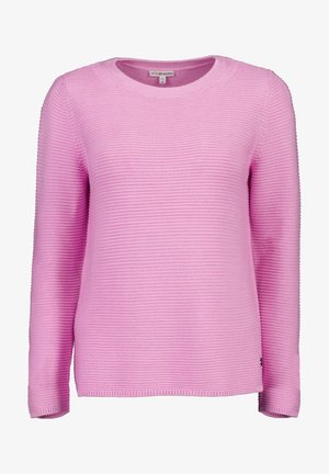 Lyse lilla ribstrikket langærmet sweater med rund halsudskæring, vist forfra med synligt mærke inde i kraven.