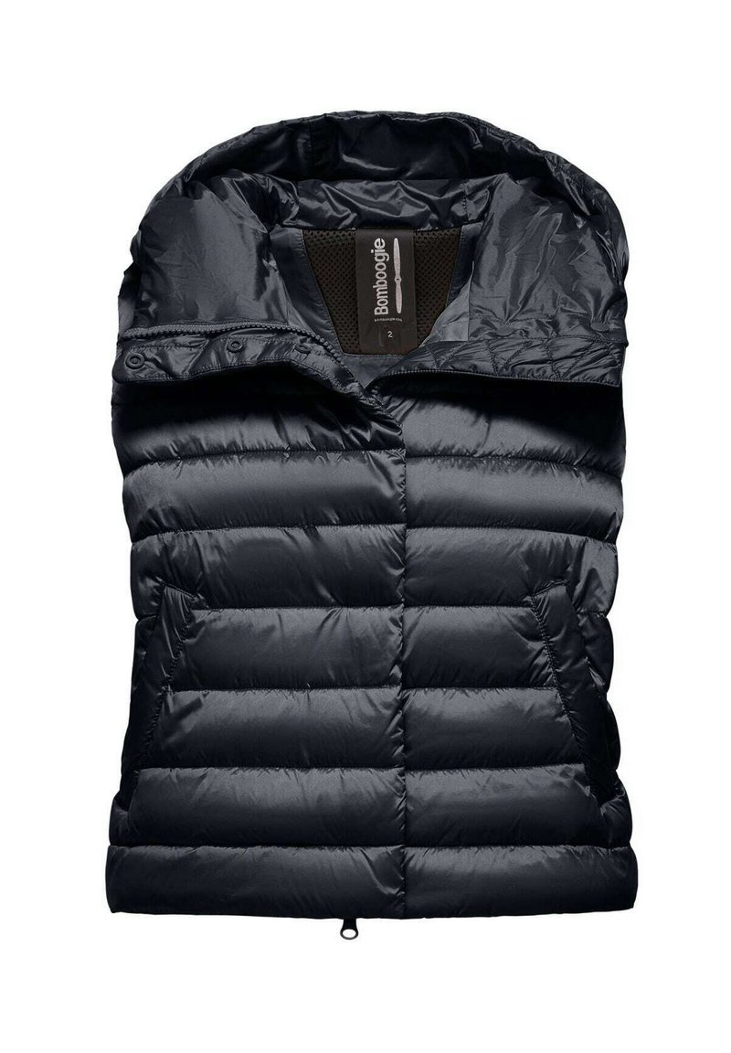 Gilet imbottito nero con cappuccio, design trapuntato, bottoni frontali e tasche laterali. Realizzato in un tessuto lucido e liscio con una texture leggera.