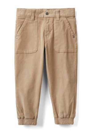 Beige corduroy broek met elastische boorden, frontale opgestikte zakken met knoopdetails, riemlussen en een voorknopsluiting.