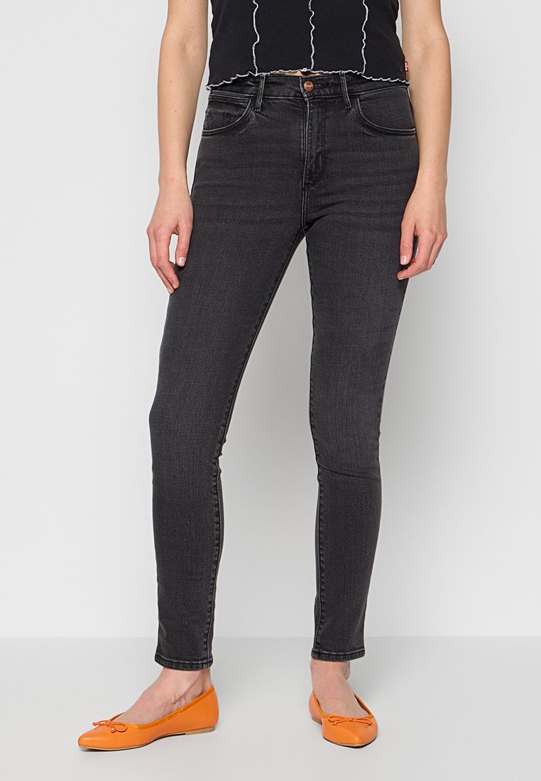 Wrangler Jeans Skinny Fit zwart