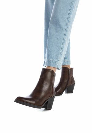 Refresh Botines camperos - camel