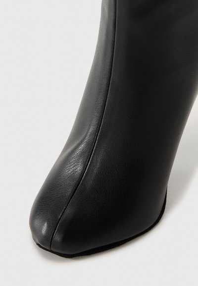 Souliers Martinez CARLA SOCKS - Μπαλαρίνες - black