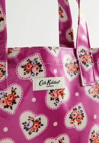 Cath Kidston SMALL - REGULAR FIT - Bolso de mano - pink hearts