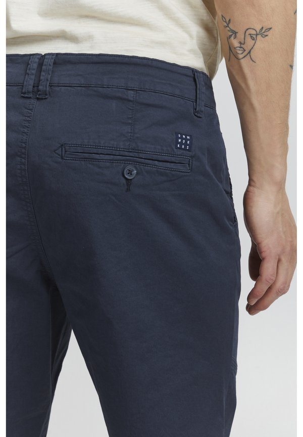 BHBRANKO REGULAR FIT - Shorts2