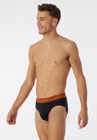 Schiesser RIO 3 PACK - Alushousut - schwarz braun