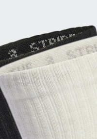 adidas Originals TREFOIL PREMIUM CREW 2.0 PAIRS - Κάλτσες - white/black