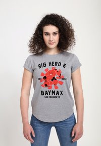 Henry Tiger BIG HERO 6 MOVIE BAYMAX COLLEGIATE - T-shirt z nadrukiem