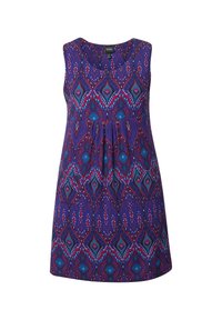 Lila ärmelloses Kleid aus strukturiertem Stoff mit einem geometrischen Muster in Blau, Rot und Weiß, an der Taille gerafft.