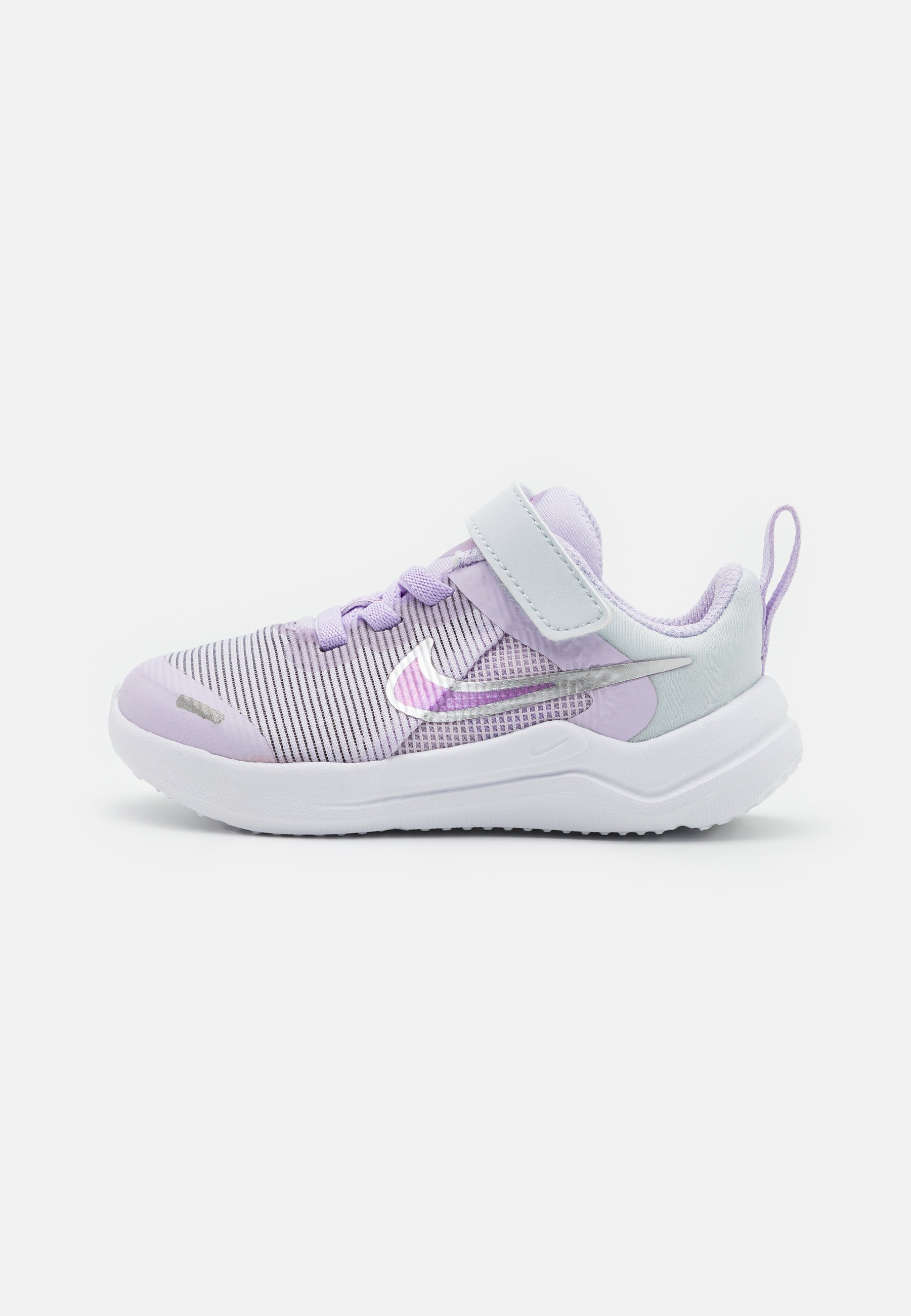 rojo Oportuno inteligencia Nike Performance DOWNSHIFTER 12 TDV UNISEX - Zapatillas de running neutras  - violet frost/metallic silver/pure platinum/vivid purple/lila - Zalando.es