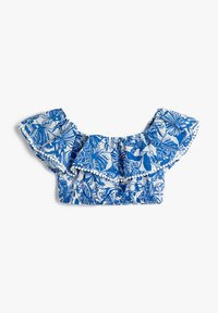 Niebieski i biały kwiatowy top w stylu crop z falbaniastymi rękawami, elastycznym pasem i dekoracyjnym wykończeniem krawędzi. Lekki materiał bawełniany.