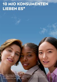 Three women with varied hairstyles and skin tones, posing closely. Background is blue with light clouds. Text in white reads: "10 Mio Konsumenten lieben es."