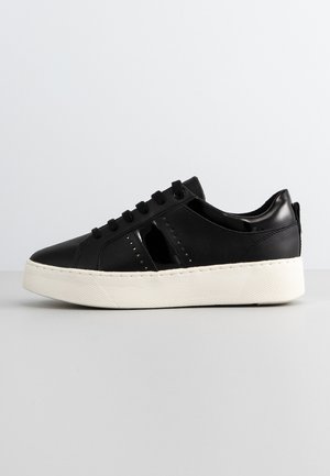 D SKYELY A - Zapatillas - black