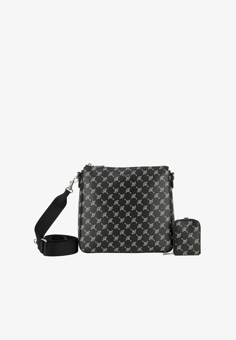 Czarna syntetyczna torebka na ramię z powtarzającym się wzorem wachlarza, srebrnymi akcesoriami i odpinaną pasującą kieszonką z zapięciem na zamek.