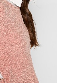 Stradivarius Sweter