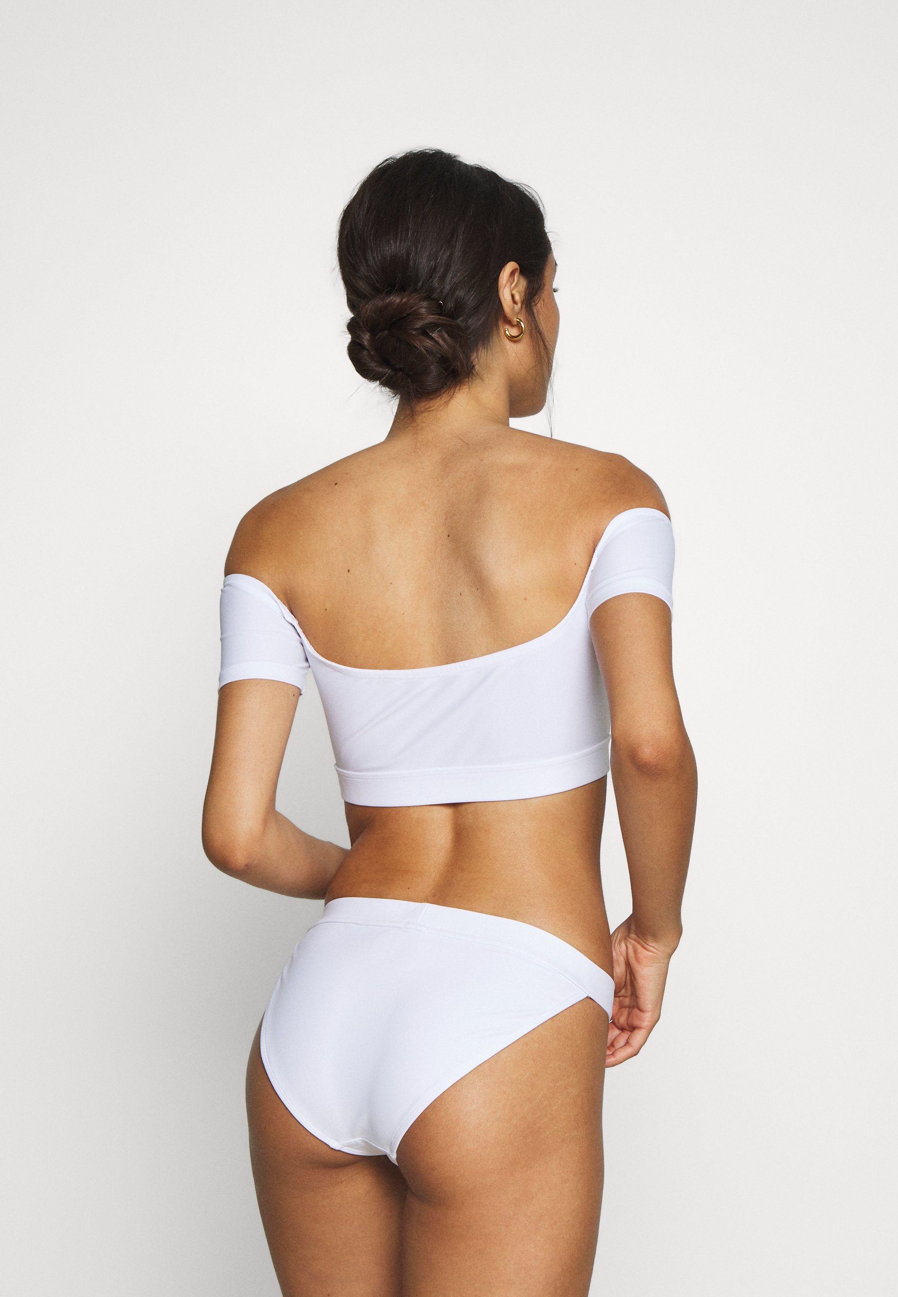 OW Intimates SANTORINI Bikinitopp whitehvit Zalando.no OW Intimates SANTORINI BOTTOM - Bikiniunderdel - white