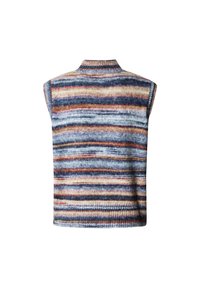 Veste sans manches en tricot bleu avec des rayures multicolores en rouge, orange et crème. Dispose d'un col montant et d'une texture côtelée à l'ourlet.
