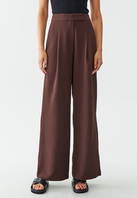 CALLI RENILA - Pantaloni - chocolate