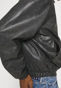 Jack & Jones Jacka i konstläder - black