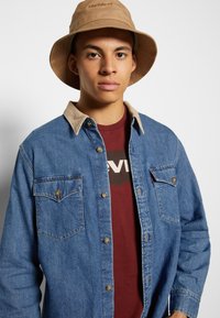 Levi's® RELAXED WESTERN - Cămașă - blue stonewash