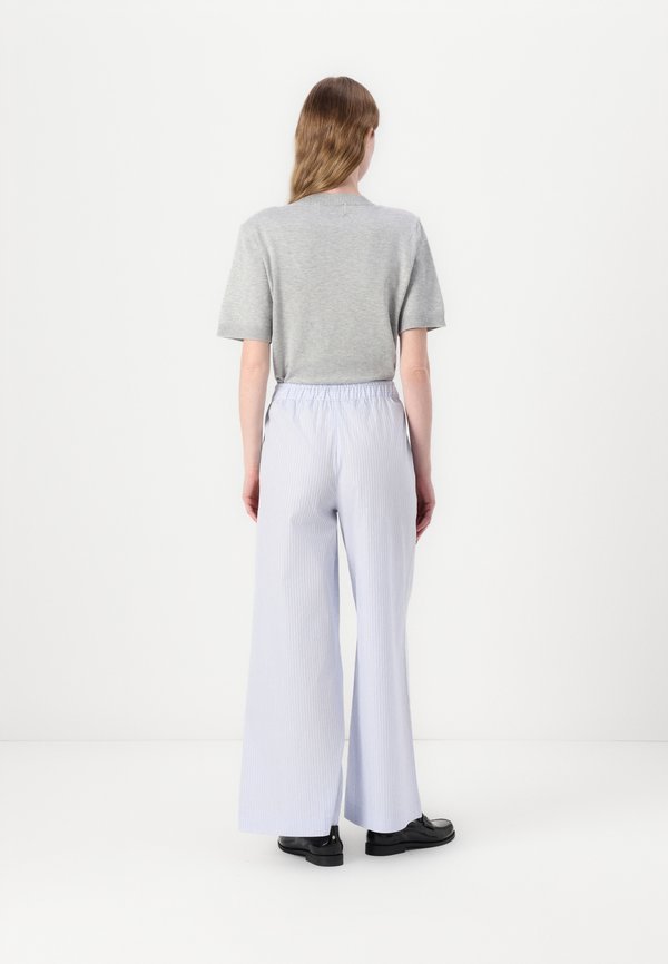 WIDE PANTS - Trousers4