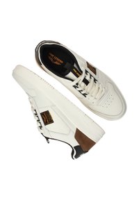 PME Legend Trainers - wit
