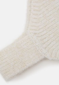 Even&Odd Gorro - white