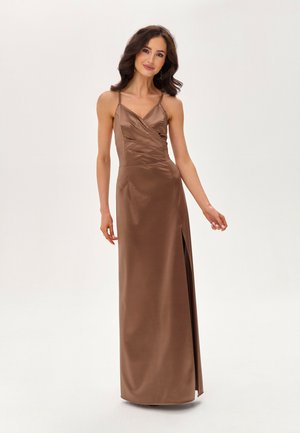 Koktejlové šaty / šaty na párty - light brown