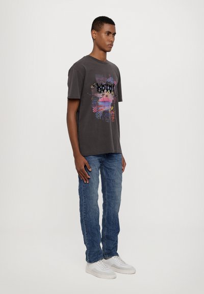 Ksubi VANDALS BIGGIE TEE  - Triko s potiskem - black