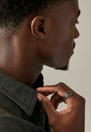 Next Prsteň - silver