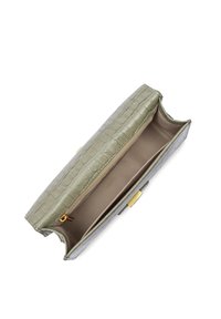 Clutch in pelle verde con motivo coccodrillo, dalla texture liscia, accessori in oro e un ampio interno beige, completo di tasche con zip e tasche a scomparsa.