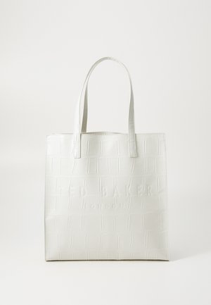 Witte tote bag met een gestructureerd krokodillenpatroon, voorzien van het embossé 'Ted Baker London' logo. Twee stevige handvatten voor het dragen.