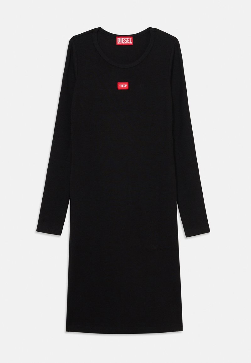Črna dolga obleka z dolgimi rokavi iz bombaža, ki ima okroglo ovratnico in majhen rdeč logotip Diesel na sredini.