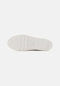 Gabor Comfort Trainers - weiß/silber
