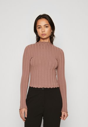 Long sleeved top - light pink