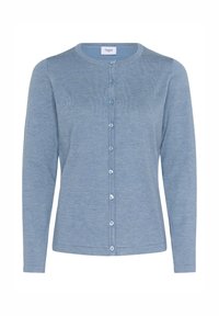 Gaiši zils džemperis, izgatavots no mīksta adījuma materiāla, ar apaļu kakla izgriezumu, garām piedurknēm un pogu aizdari priekšpusē.