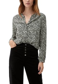 s.Oliver MIT ALLOVERMUSTER - Bluse - weiß
