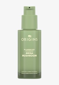 Flacon pompe vert du sérum correcteur de taches sombres Mega-Mushroom d'Origins. Présente une finition mate, un logo bien en évidence et un design simple.