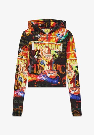 Sweat à capuche zippé coloré avec un collage de visages, grand texte "HYSTERIC", étoiles et logos "GUESS" en rouge, jaune, bleu et noir.