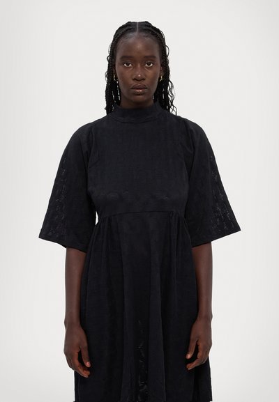 Henrik Vibskov VERY TURTLE DRESS - Φόρεμα ημέρας - black
