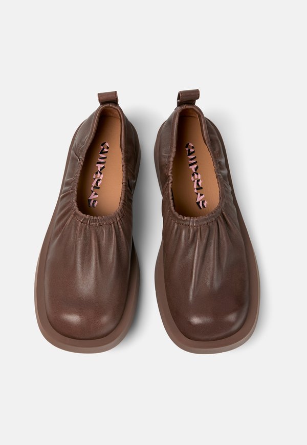 Slip-ons - mittelbraun3