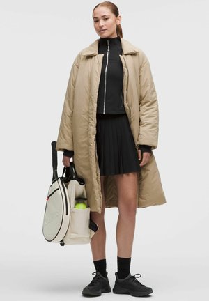 lululemon, Winter coat - rumble crumble-
