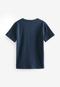 Navyblaues Baumwoll-T-Shirt mit kurzen Ärmeln, Rundhalsausschnitt und ohne Grafiken. Glatte Textur, gerade Schnittführung und lockere Passform.