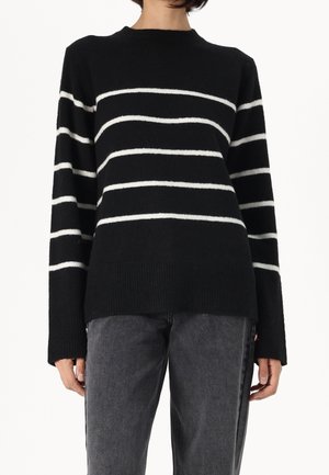 Sweter