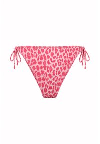 Bas de bikini rose avec motif léopard rouge et liens latéraux ajustables sur fond blanc.