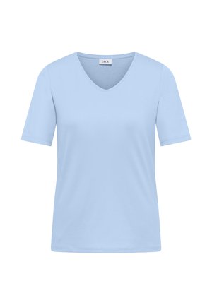 Světle modré tričko s krátkým rukávem a výstřihem do V, s běžným střihem a hladkou látkou, se štítkem "CECiL" na límci.