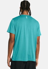 Under Armour LAUNCH - Camiseta deportiva - circuit teal