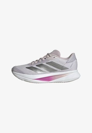 Lightweight running shoe in light purple and white. Mesh upper, silver accents, and gradient pink sole with "LIGHTMOTION" label.