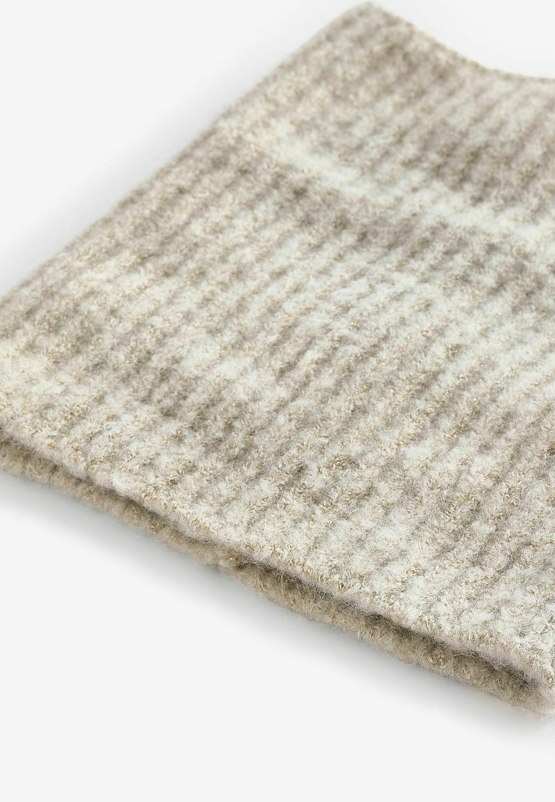Next Scaldacollo oatmeal/beige